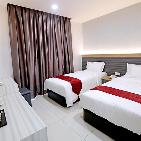B&L Hotel Sungkai Buitenkant foto