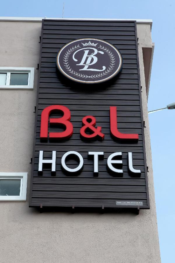 B&L Hotel Sungkai Buitenkant foto